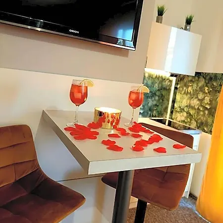 Zakatek Z Balkonem Smart Tv Lejlighedshotel